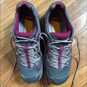 La Sportiva mountain running shoes women’s 9.5